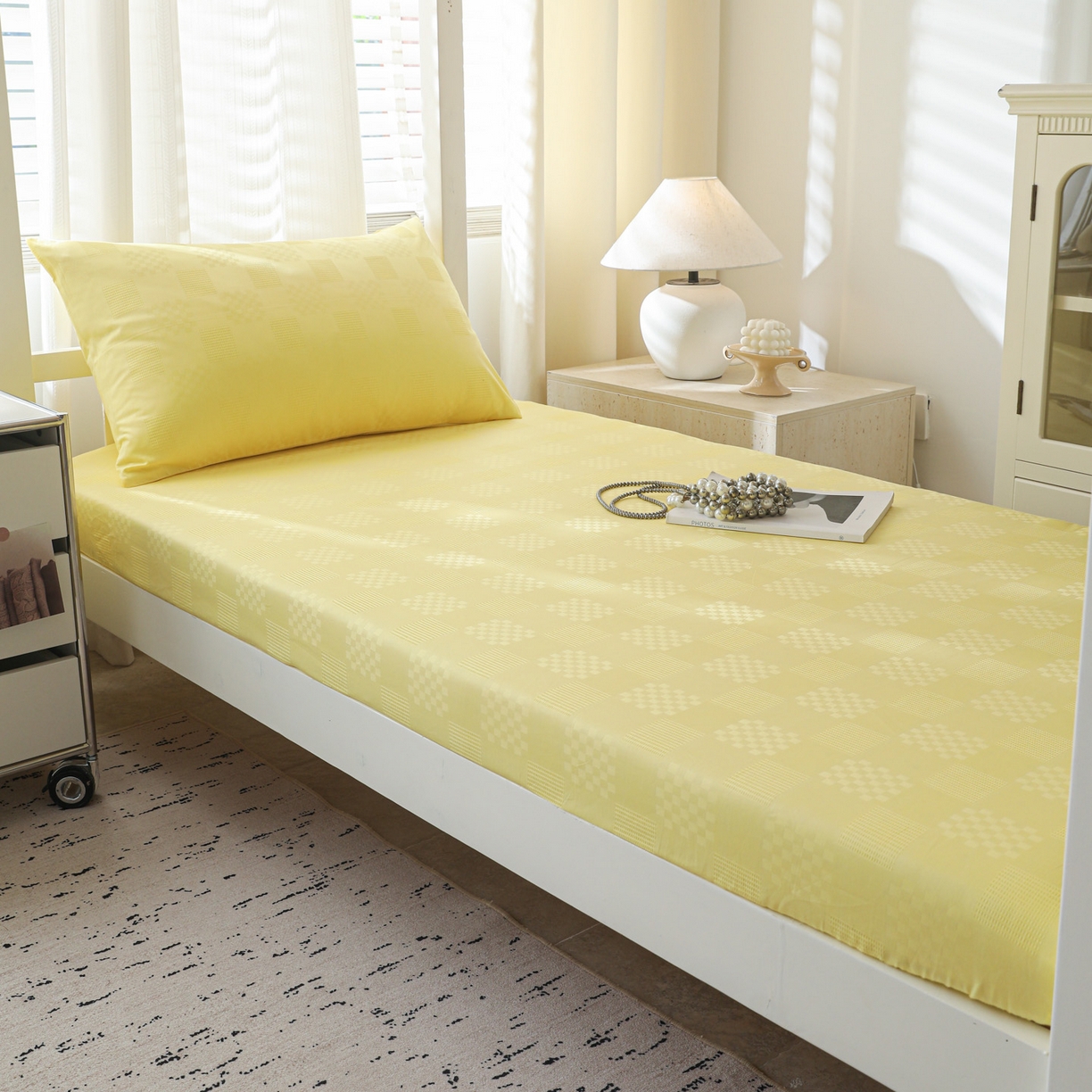 91家纺网 家纺一手货源 找家纺 简宜家居（朝初家纺） 2025新款60支贡缎提花A版纯棉床笠 格子-黄