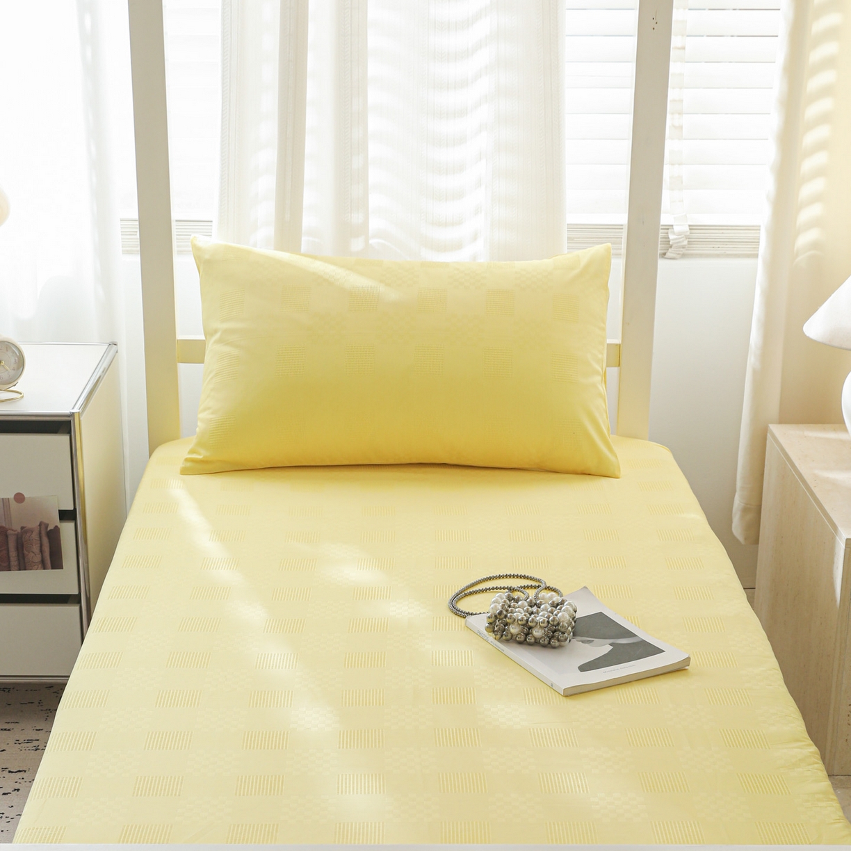 91家纺网 家纺一手货源 找家纺 简宜家居（朝初家纺） 2025新款60支贡缎提花A版纯棉床笠 格子-黄