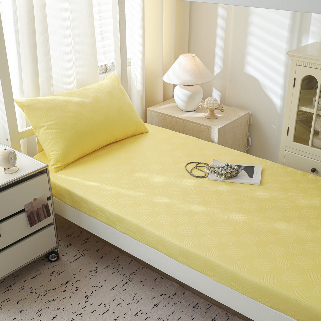 91家纺网 家纺一手货源 找家纺 简宜家居（朝初家纺） 2025新款60支贡缎提花A版纯棉床笠 格子-黄