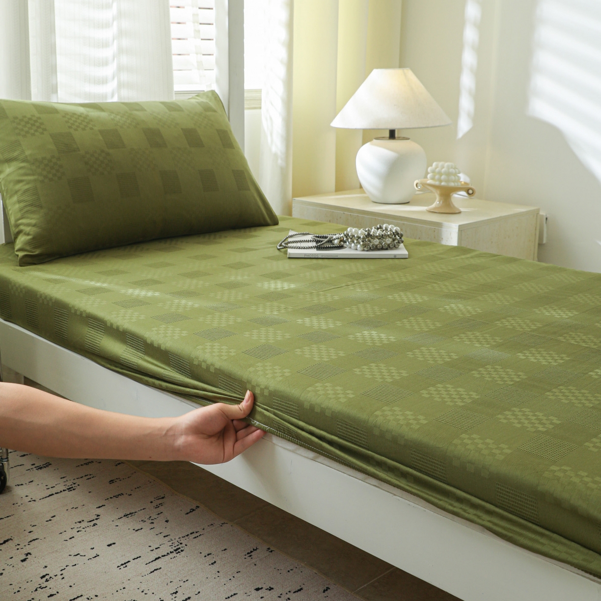 91家纺网 家纺一手货源 找家纺 简宜家居（朝初家纺） 2025新款60支贡缎提花A版纯棉床笠 格子-绿