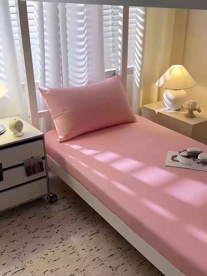 91家纺网 家纺一手货源 找家纺 简宜家居（朝初家纺） 2025新款60支贡缎提花A版纯棉床笠 公主-粉玉