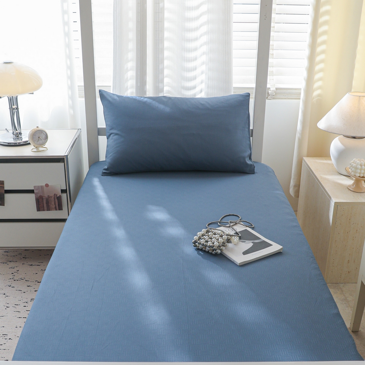 91家纺网 家纺一手货源 找家纺 简宜家居（朝初家纺） 2025新款60支贡缎提花A版纯棉床笠 简约-蓝