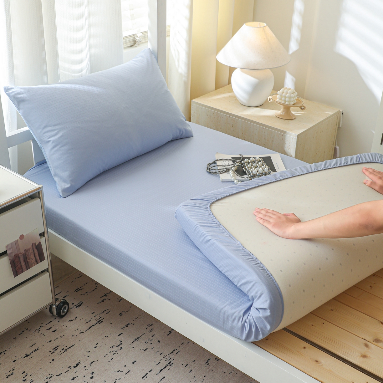 91家纺网 家纺一手货源 找家纺 简宜家居（朝初家纺） 2025新款60支贡缎提花A版纯棉床笠 绅士-天蓝