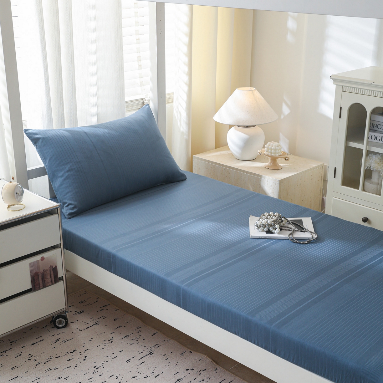 91家纺网 家纺一手货源 找家纺 简宜家居（朝初家纺） 2025新款60支贡缎提花A版纯棉床笠 条纹-蓝