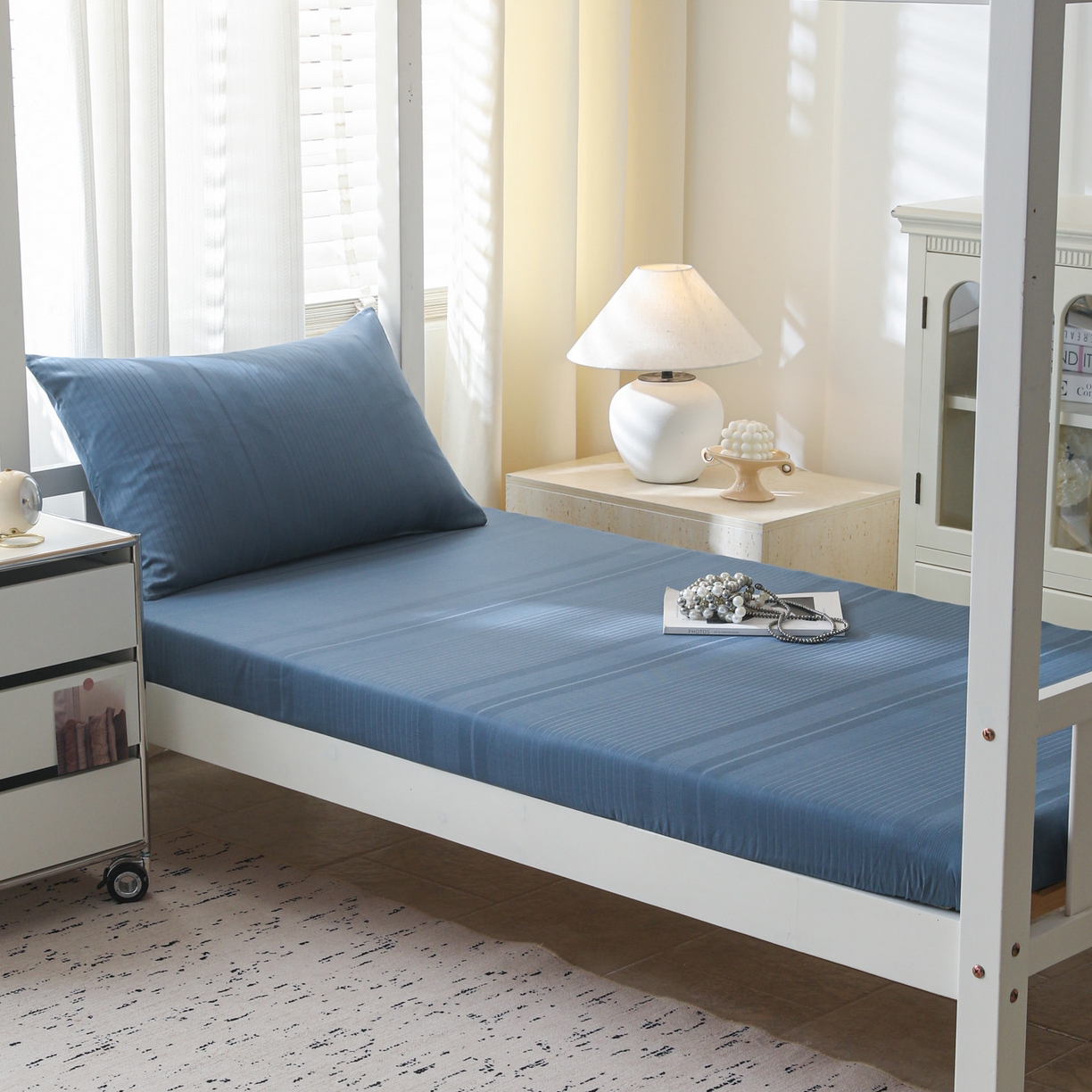 91家纺网 家纺一手货源 找家纺 简宜家居（朝初家纺） 2025新款60支贡缎提花A版纯棉床笠 条纹-蓝