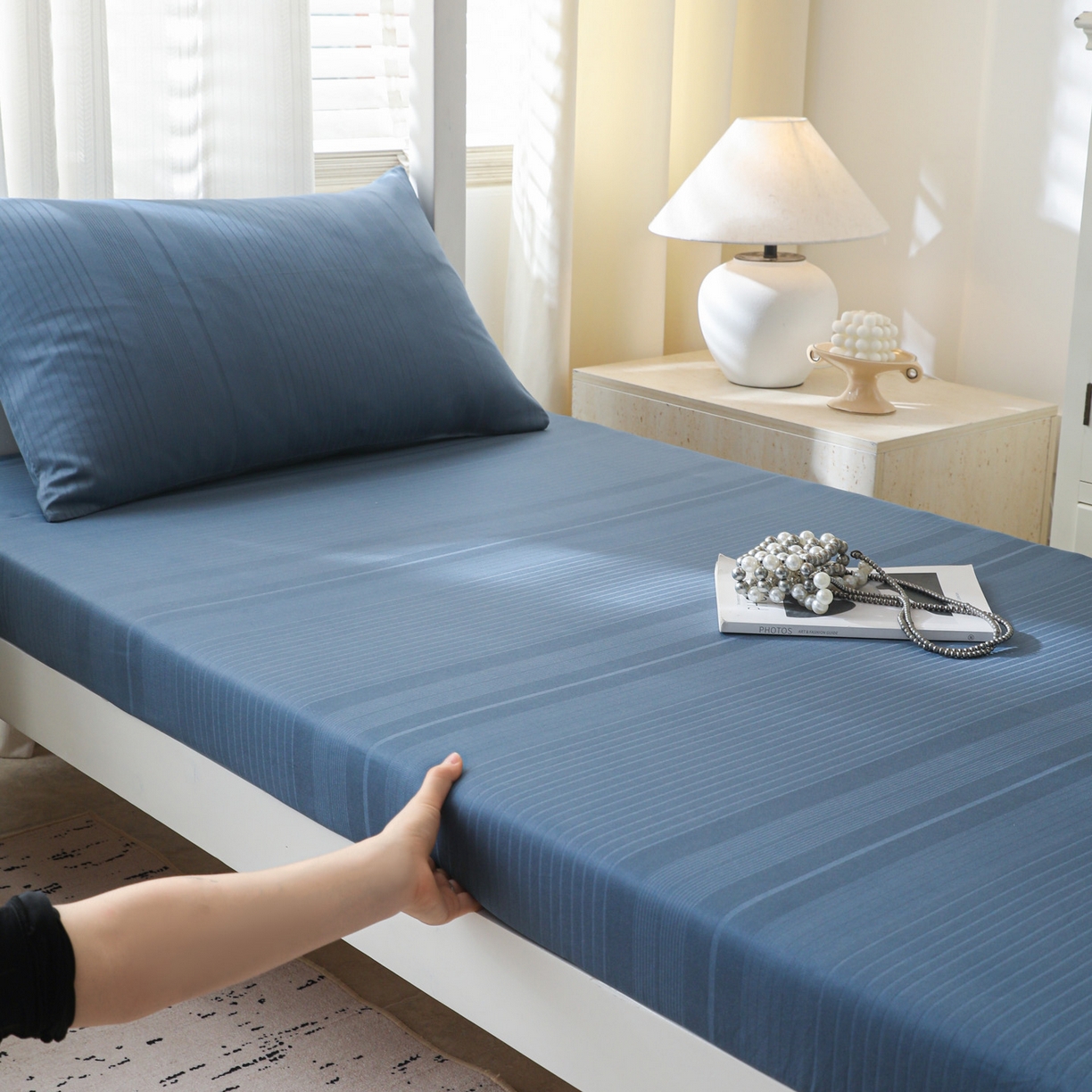 91家纺网 家纺一手货源 找家纺 简宜家居（朝初家纺） 2025新款60支贡缎提花A版纯棉床笠 条纹-蓝