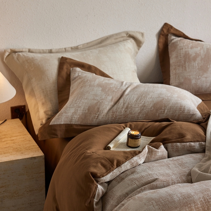 91家纺网 家纺一手货源 找家纺 梦享生活家居 2025新款双层纱四件套星河系列 星河-焦糖