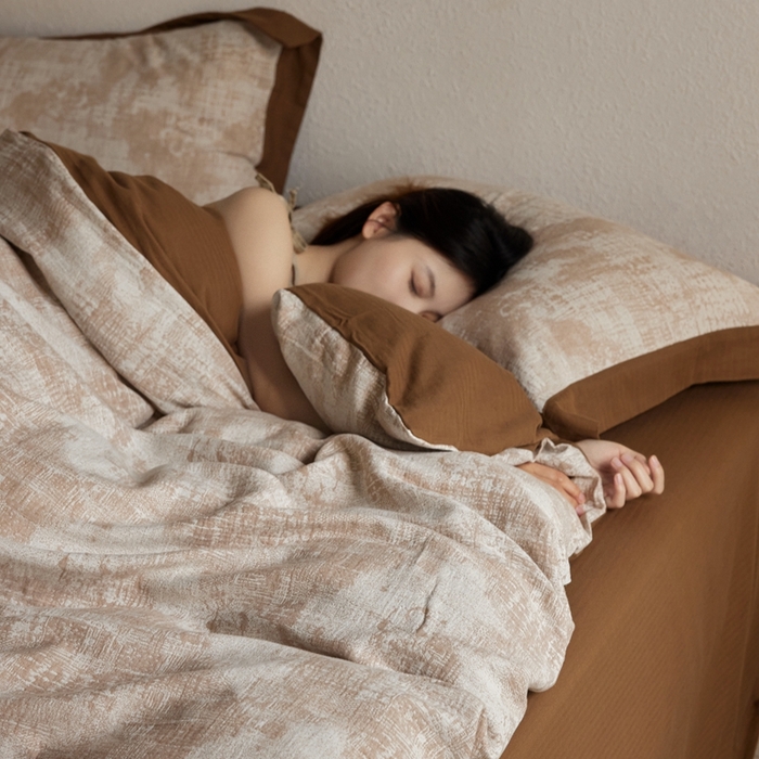 91家纺网 家纺一手货源 找家纺 梦享生活家居 2025新款双层纱四件套星河系列 星河-焦糖