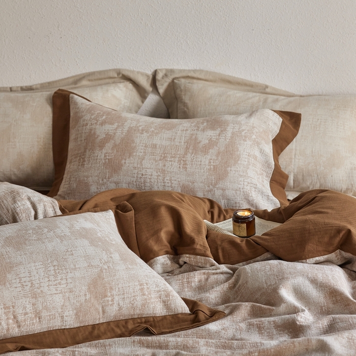 91家纺网 家纺一手货源 找家纺 梦享生活家居 2025新款双层纱四件套星河系列 星河-焦糖