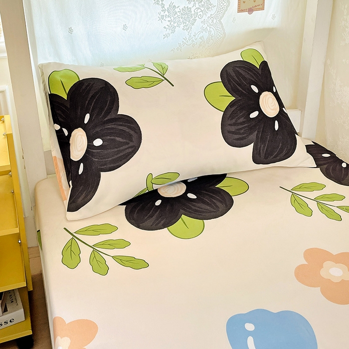 91家纺网 家纺一手货源 找家纺 花伞家居 2025新款学生床加厚磨毛印花单品单床笠单床单 初夏深