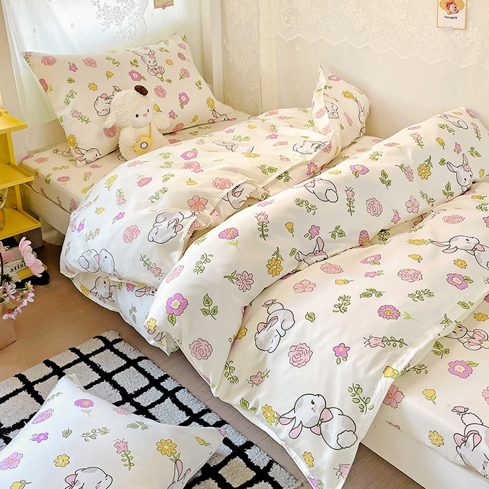 91家纺网 家纺一手货源 找家纺 花伞家居 2025新款学生床加厚磨毛印花单品单床笠单床单 撒娇小兔