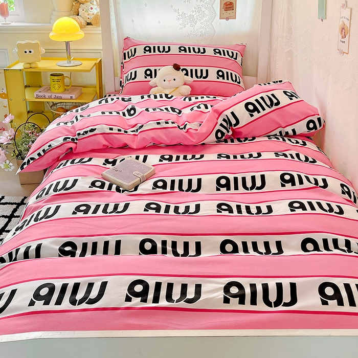 91家纺网 家纺一手货源 找家纺 花伞家居 2025新款学生床加厚磨毛印花单品单床笠单床单 字母-粉