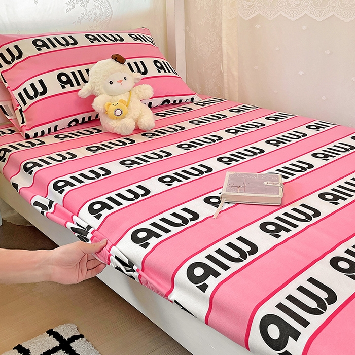 91家纺网 家纺一手货源 找家纺 花伞家居 2025新款学生床加厚磨毛印花单品单床笠单床单 字母-粉