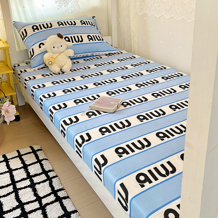91家纺网 家纺一手货源 找家纺 花伞家居 2025新款学生床加厚磨毛印花单品单床笠单床单 字母-蓝