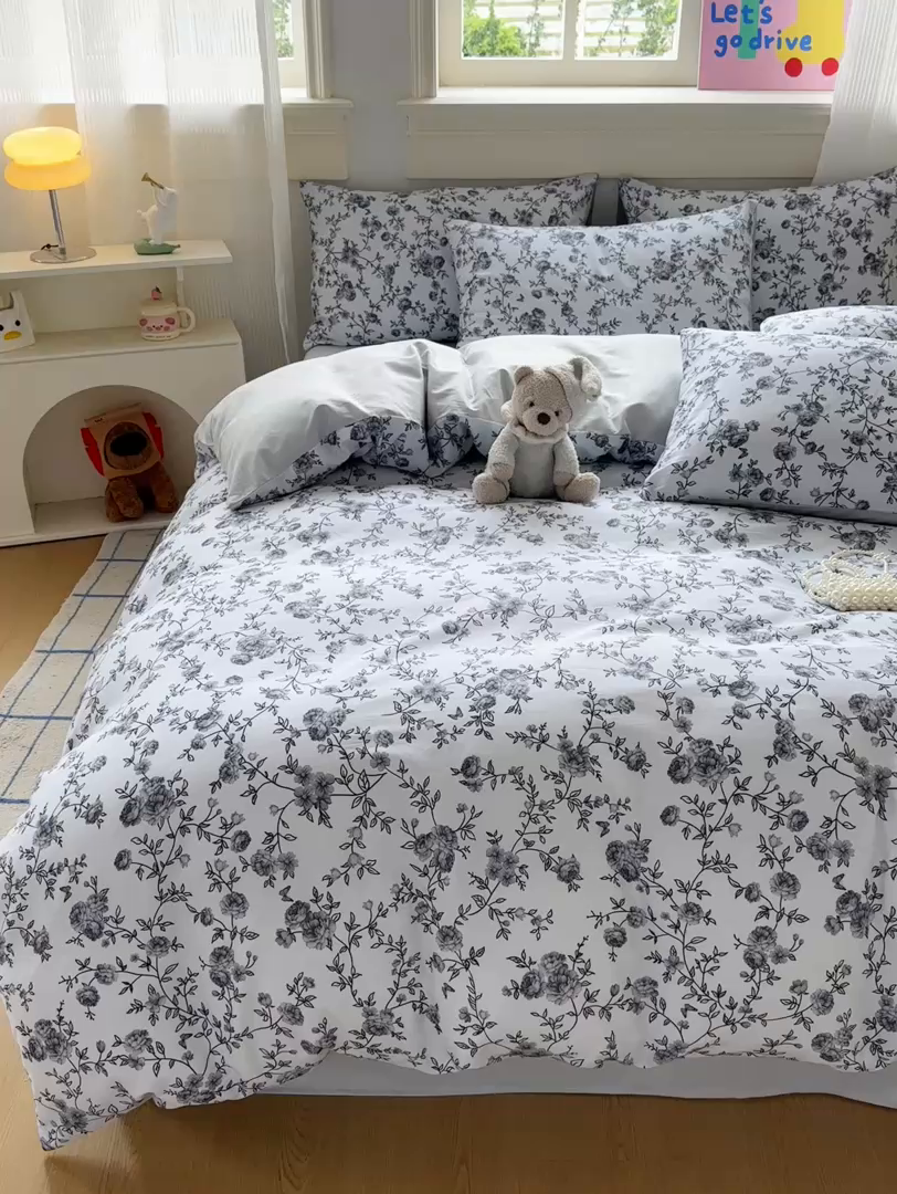 91家纺网 家纺一手货源 找家纺 恒爱家纺2025新款A类全棉印花四件套 故梦醉人