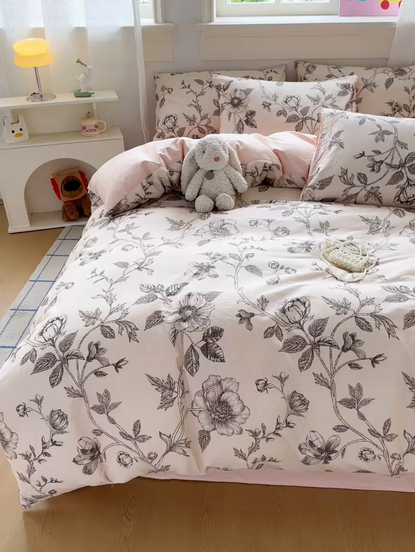 91家纺网 家纺一手货源 找家纺 恒爱家纺2025新款A类全棉印花四件套 恍然如梦