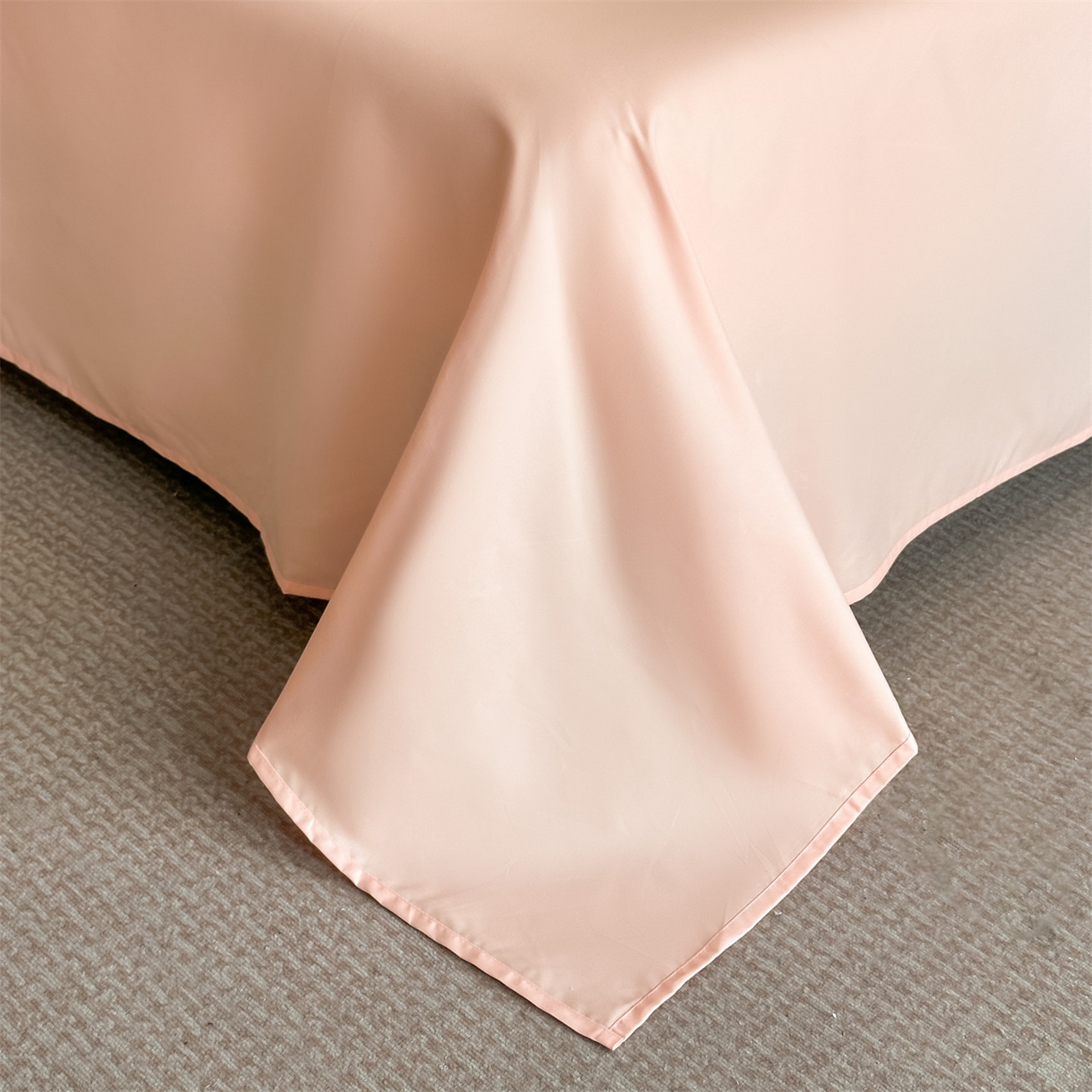 91家纺网 家纺一手货源 找家纺 笙意家纺 2025新款亲肤水洗棉刺绣满绣四件套 可爱猫-奶昔白+奶油粉