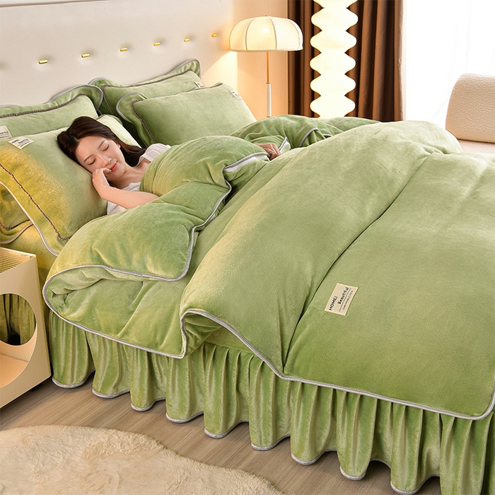 91家纺网 家纺一手货源 找家纺 缘莉娜家纺 2025高克重8斤牛奶绒四件套金貂绒法莱绒加厚保暖直播电商爆款 苹果绿