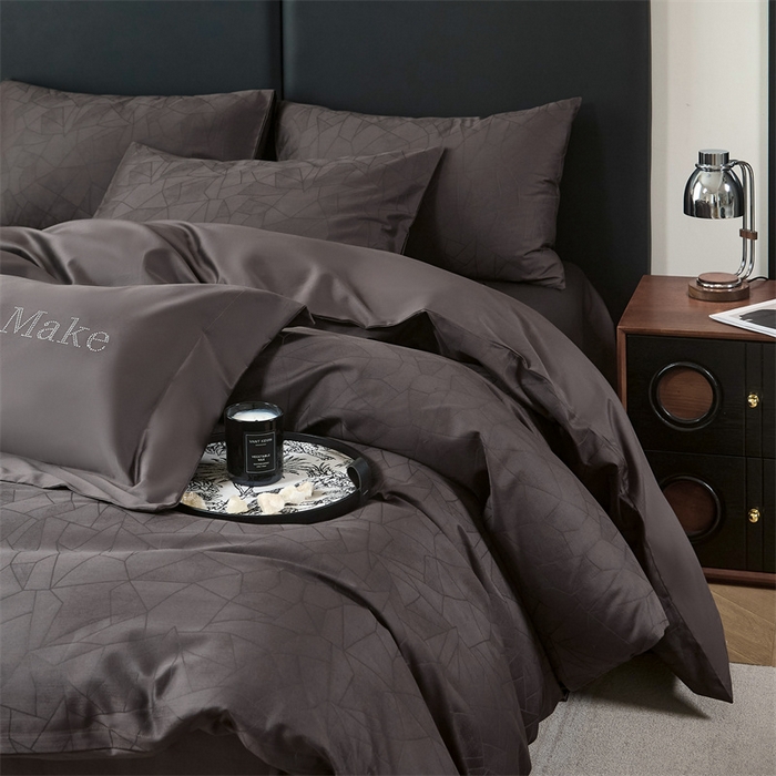 91家纺网 家纺一手货源 找家纺 ONE TWO ONE 121 2025新款高支高密长绒棉贡缎提花四件套-璀璨光影 璀璨光影-竹咖