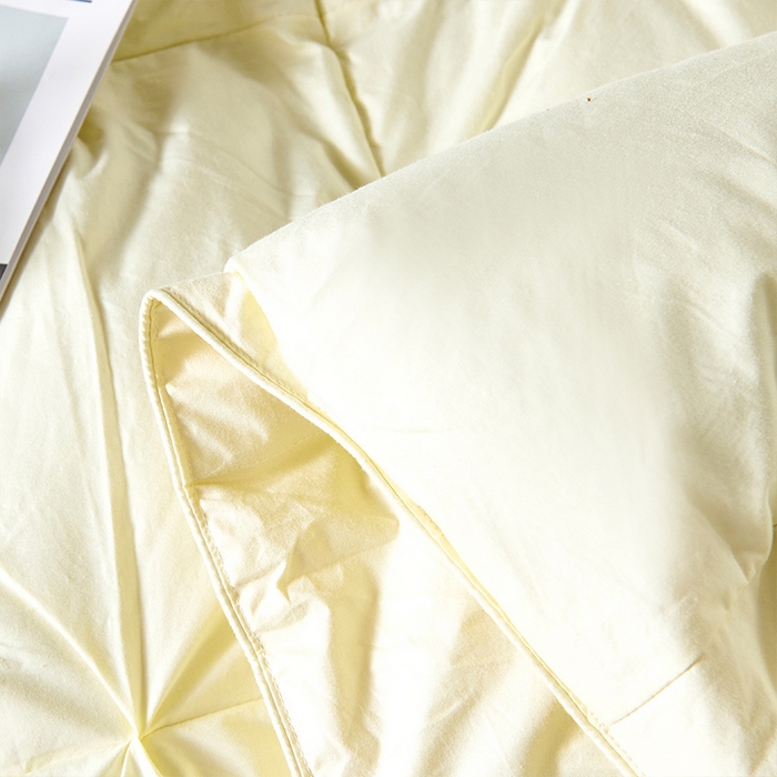 91家纺网 家纺一手货源 找家纺 全棉扭花羽毛被加厚保暖95白鹅绒被子秋冬春秋被冬被直播供货