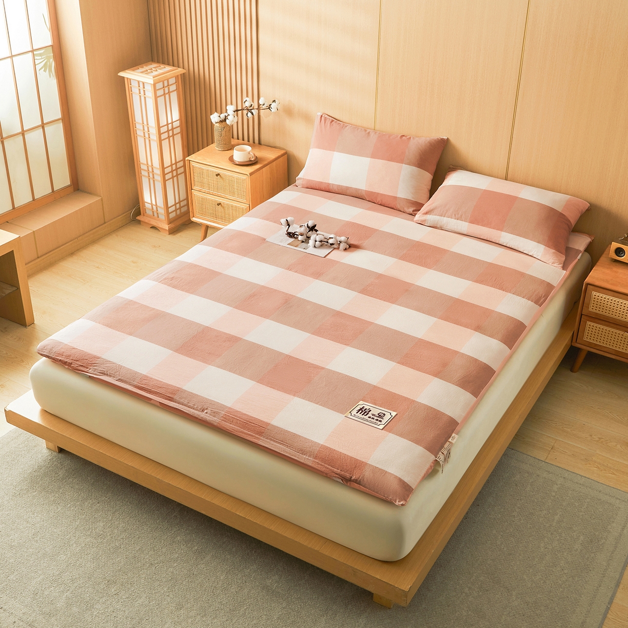 91家纺网 家纺一手货源 找家纺 晓时候 20252新款可拆洗新疆棉花床垫被褥子学生宿舍亲肤水洗棉棉花床垫-家用款 蜜粉大格