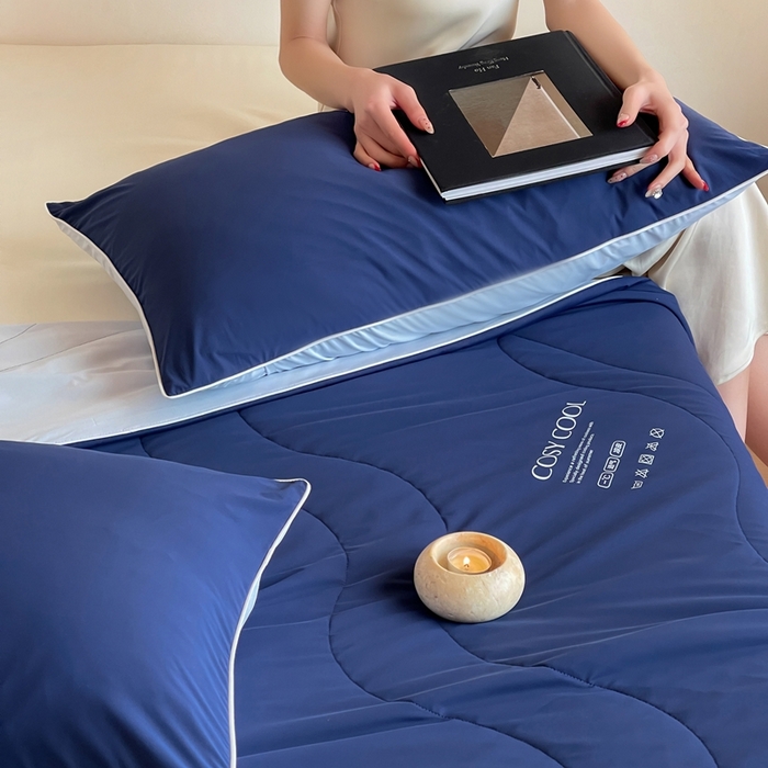 91家纺网 家纺一手货源 找家纺 佳汐蓝家纺 2025新款岛屿漫游凉感夏被 深海蓝