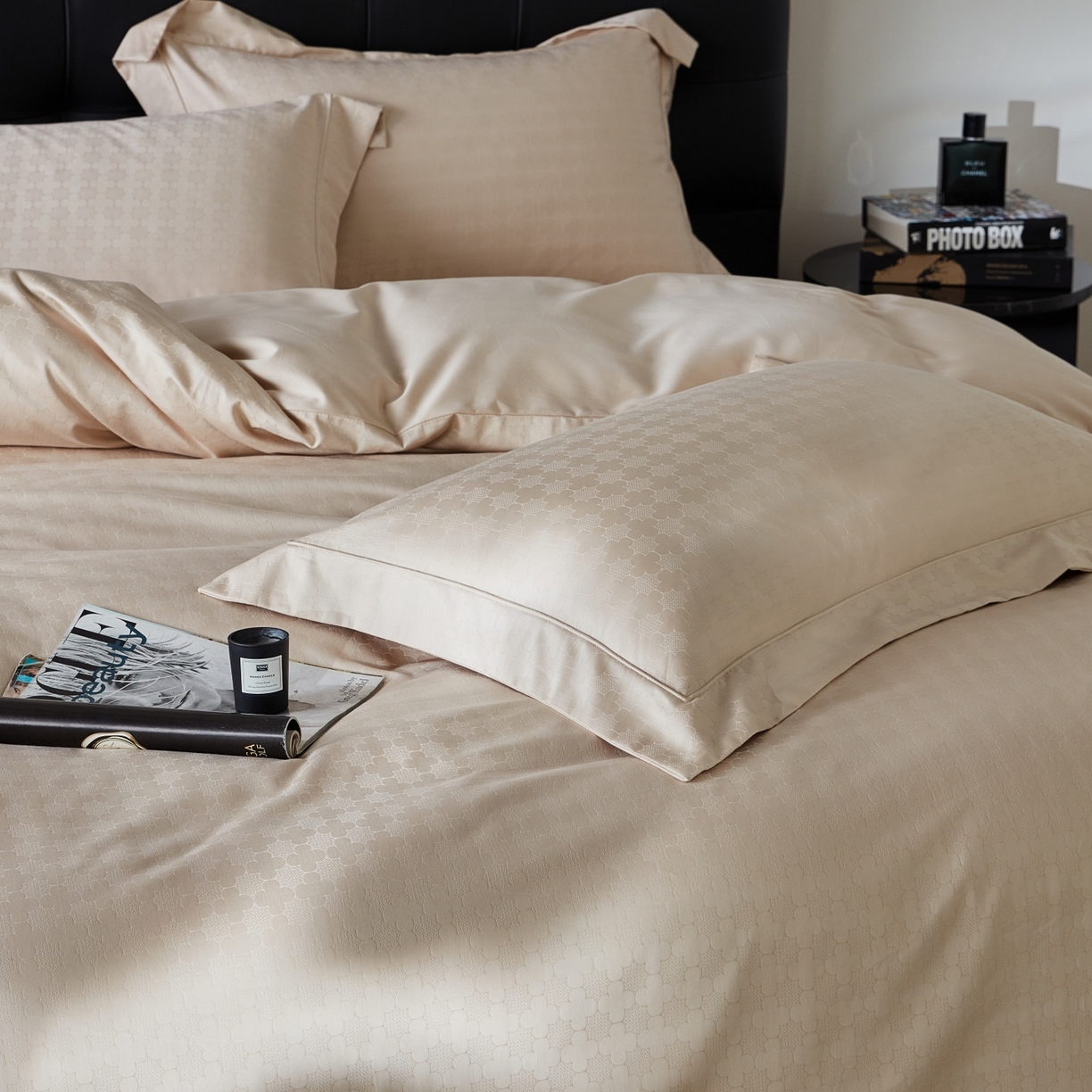 91家纺网 家纺一手货源 找家纺 鼎飞家纺 2025新款长绒棉全棉纯棉提花四件套 布拉提-米金