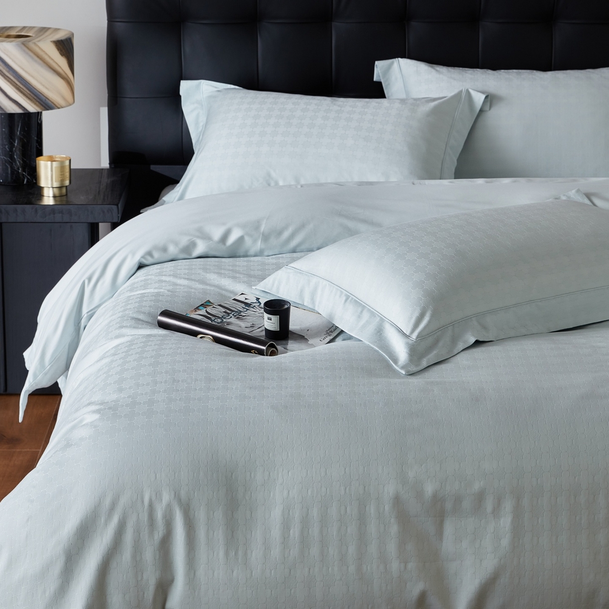 91家纺网 家纺一手货源 找家纺 鼎飞家纺 2025新款长绒棉全棉纯棉提花四件套 布拉提-浅蓝