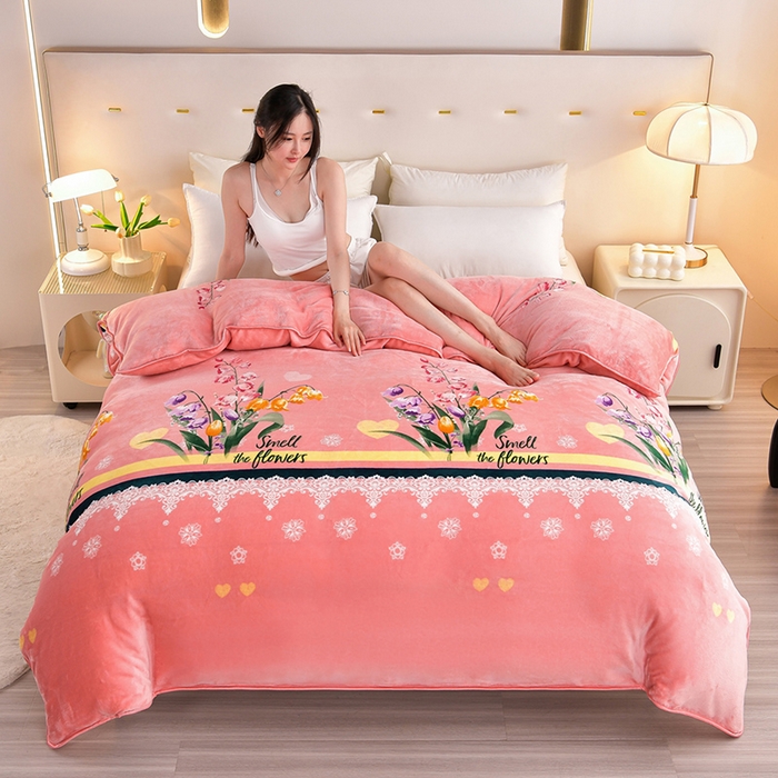 91家纺网 家纺一手货源 找家纺 （总）缘莉娜家纺2025新款花色高克重加厚牛奶绒金貂绒被套单件