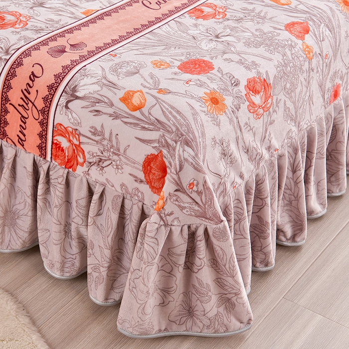 91家纺网 家纺一手货源 找家纺 缘莉娜家纺 2025新款亲肤舒适牛奶绒印花床裙花边款单被套单件被套单品被套 爱恋