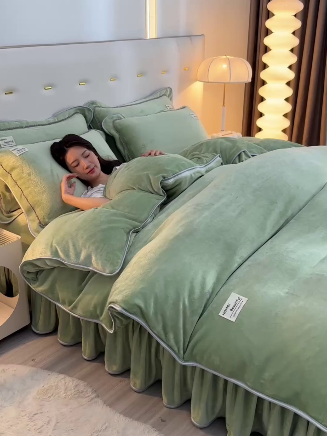 91家纺网 家纺一手货源 找家纺 缘莉娜家纺 2025高克重8斤牛奶绒四件套金貂绒法莱绒加厚保暖直播电商爆款 苹果绿