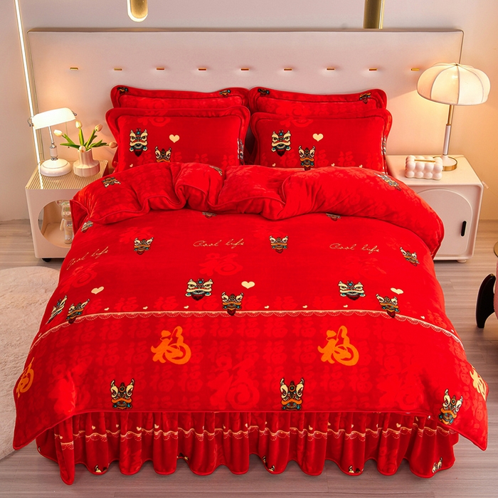 91家纺网 家纺一手货源 找家纺 缘莉娜家纺 2025新款亲肤舒适牛奶绒印花床裙花边款单被套单件被套单品被套 百福吉祥