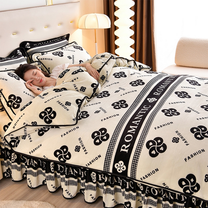 91家纺网 家纺一手货源 找家纺 缘莉娜家纺 2025新款亲肤舒适牛奶绒印花床裙花边款单被套单件被套单品被套 灿烂时光