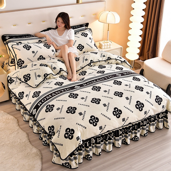 91家纺网 家纺一手货源 找家纺 缘莉娜家纺 2025新款亲肤舒适牛奶绒印花床裙花边款单被套单件被套单品被套 灿烂时光