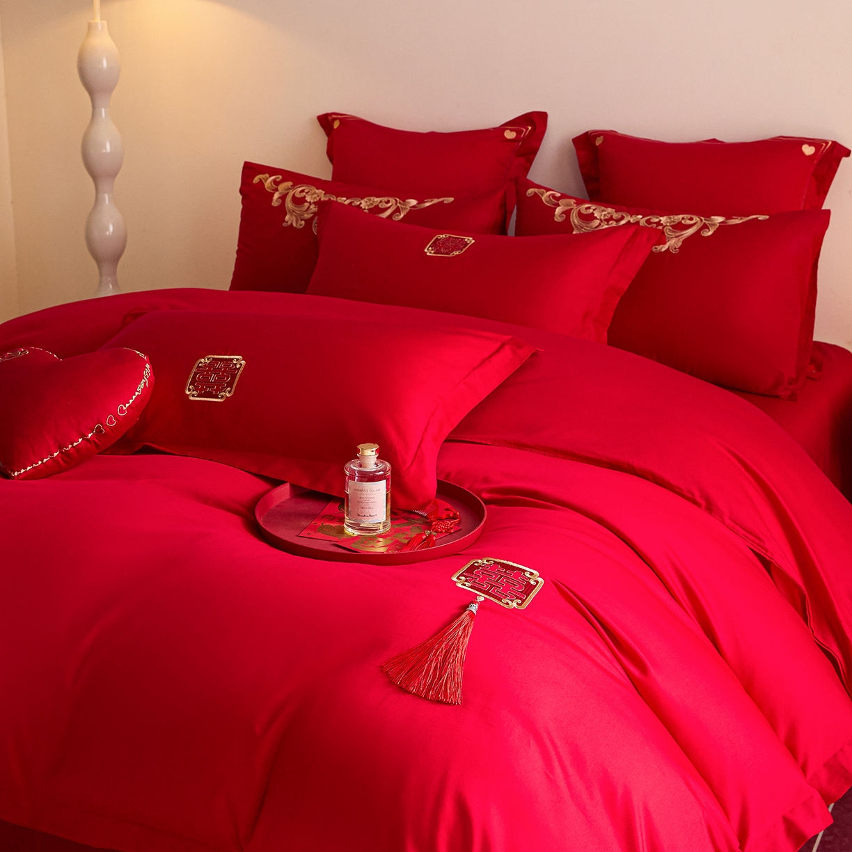 91家纺网 家纺一手货源 找家纺 （总）东方合美（原：皇家传奇） 2025新款长绒棉纯棉婚庆刺绣小红书系列四件套