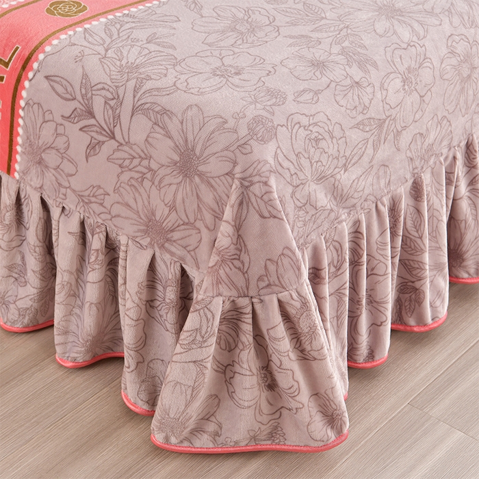 91家纺网 家纺一手货源 找家纺 缘莉娜家纺 2025新款亲肤舒适牛奶绒印花床裙花边款单被套单件被套单品被套 花韵