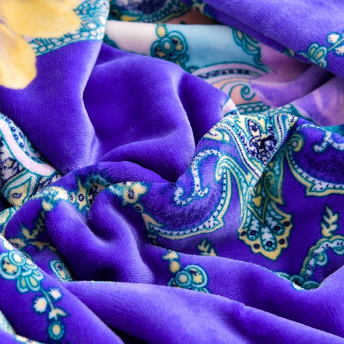 91家纺网 家纺一手货源 找家纺 缘莉娜家纺 2025新款亲肤舒适牛奶绒印花床裙花边款单被套单件被套单品被套 浪漫花都