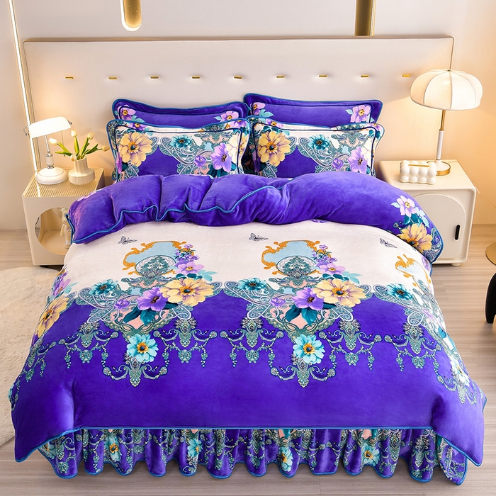 91家纺网 家纺一手货源 找家纺 缘莉娜家纺 2025新款亲肤舒适牛奶绒印花床裙花边款单被套单件被套单品被套 浪漫花都