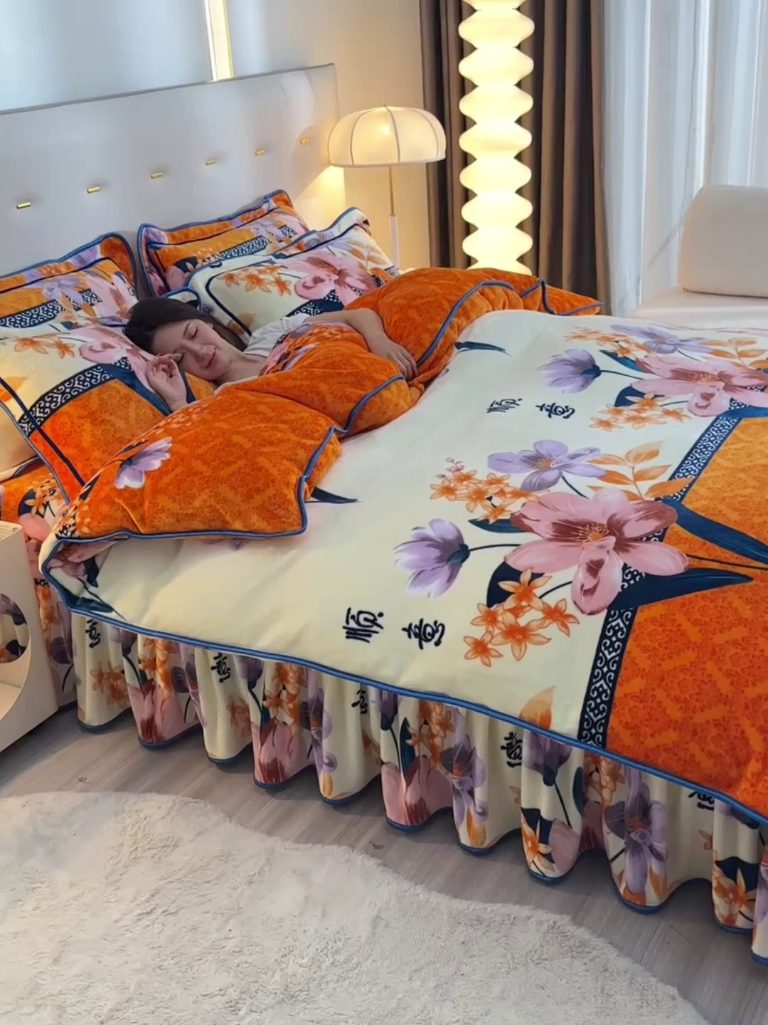 91家纺网 家纺一手货源 找家纺 缘莉娜家纺 2025新款亲肤舒适牛奶绒印花床裙花边款单被套单件被套单品被套 曼妙顺意