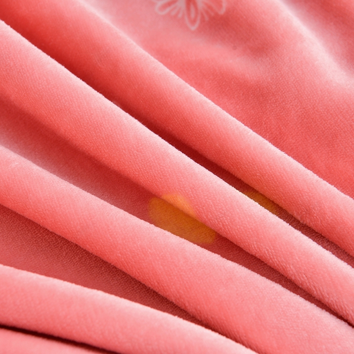 91家纺网 家纺一手货源 找家纺 缘莉娜家纺 2025新款亲肤舒适牛奶绒印花床裙花边款单被套单件被套单品被套 梦想花园