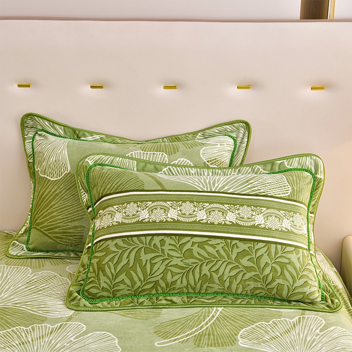 91家纺网 家纺一手货源 找家纺 缘莉娜家纺 2025新款亲肤舒适牛奶绒印花床裙花边款单被套单件被套单品被套 杏运连连