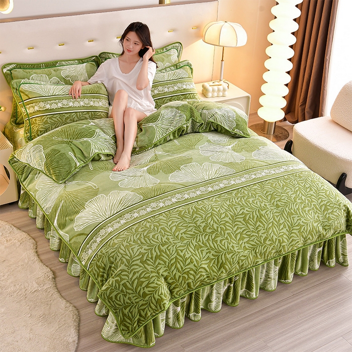 91家纺网 家纺一手货源 找家纺 缘莉娜家纺 2025新款亲肤舒适牛奶绒印花床裙花边款单被套单件被套单品被套 杏运连连