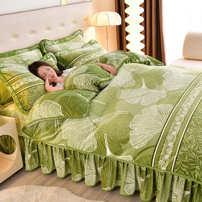 91家纺网 家纺一手货源 找家纺 缘莉娜家纺 2025新款亲肤舒适牛奶绒印花床裙花边款单被套单件被套单品被套 杏运连连