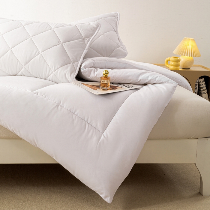 91家纺网 家纺一手货源 找家纺 憨豆家纺 2026新款磨毛四季被春秋被丝棉加厚冬被学生宿舍被子酒店宾馆跨境被芯 轻奢白