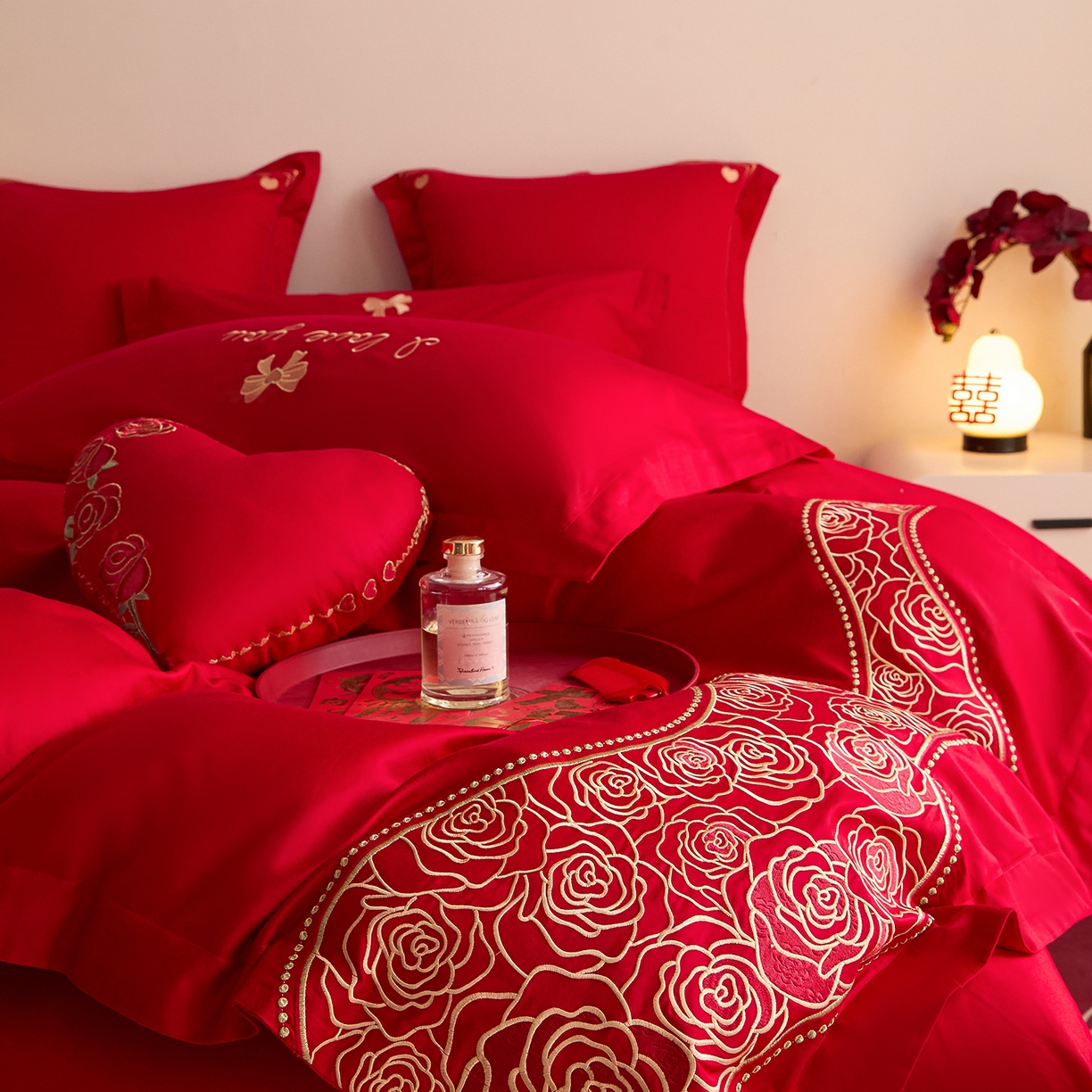 91家纺网 家纺一手货源 找家纺 东方合美（原：皇家传奇） 2025新款长绒棉纯棉婚庆刺绣小红书系列四件套 爱合