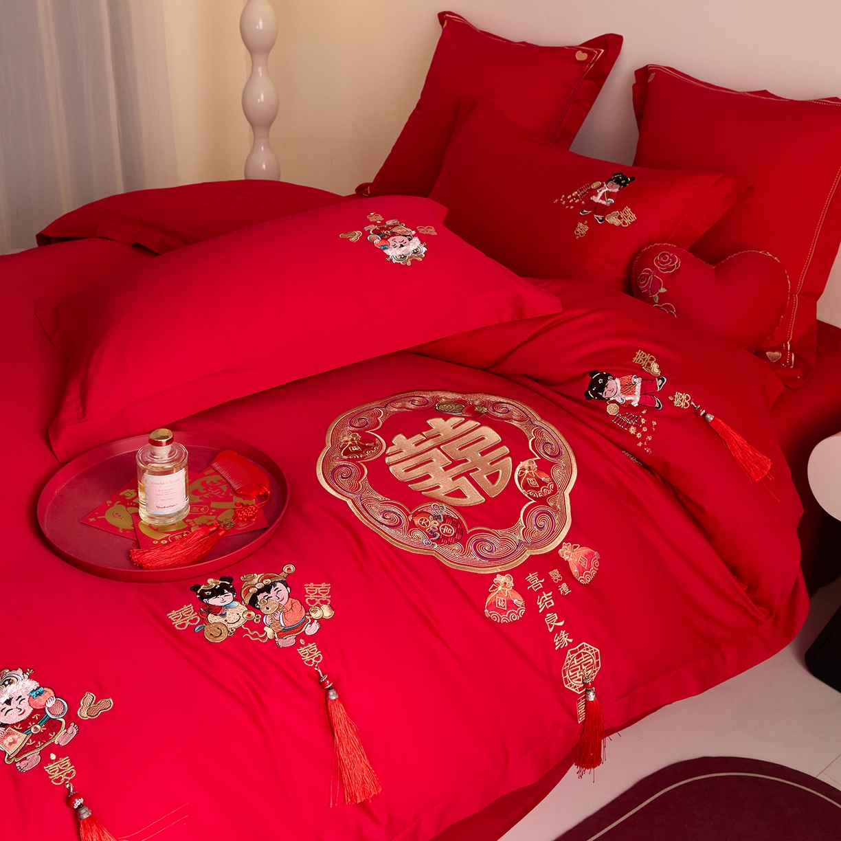 91家纺网 家纺一手货源 找家纺 东方合美（原：皇家传奇） 2025新款长绒棉纯棉婚庆刺绣小红书系列四件套 好事发生