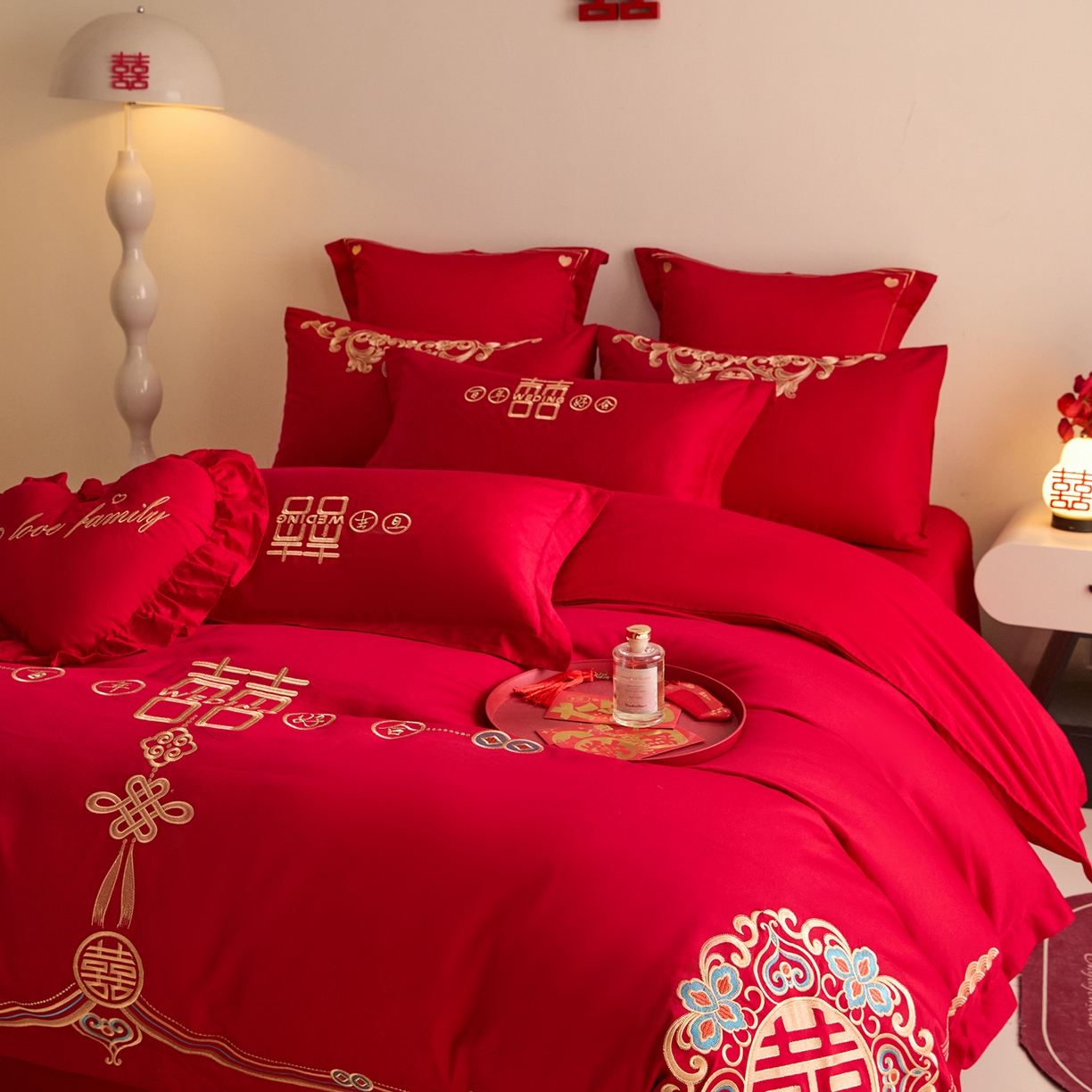 91家纺网 家纺一手货源 找家纺 东方合美（原：皇家传奇） 2025新款长绒棉纯棉婚庆刺绣小红书系列四件套 皇家喜事