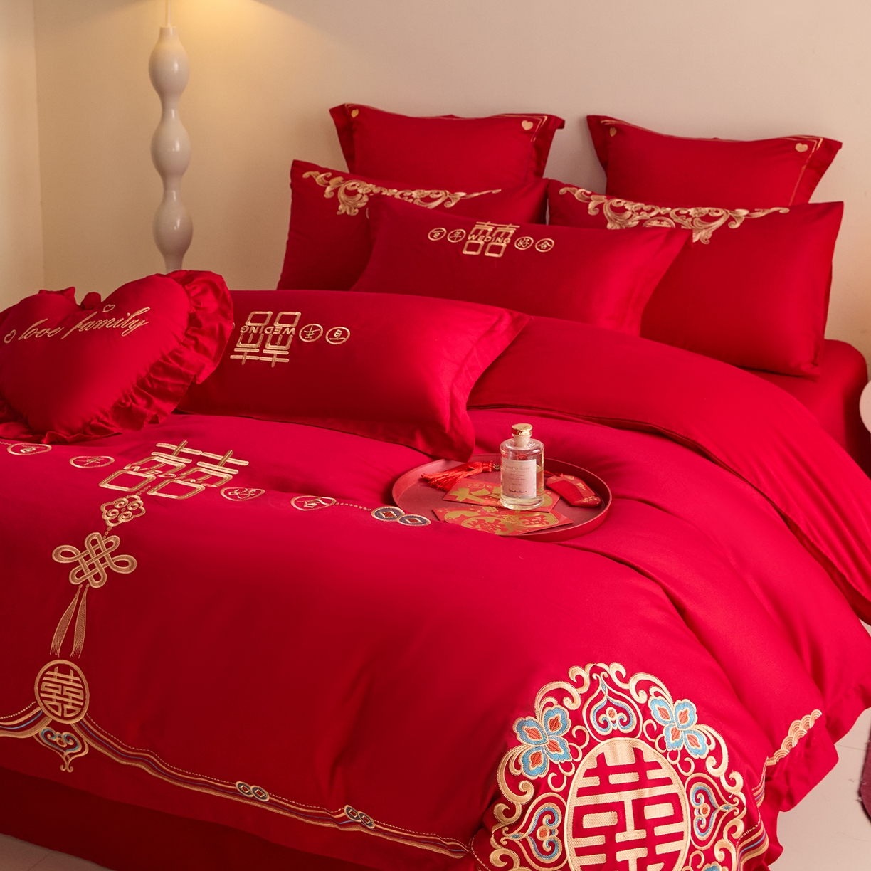 91家纺网 家纺一手货源 找家纺 东方合美（原：皇家传奇） 2025新款长绒棉纯棉婚庆刺绣小红书系列四件套 皇家喜事