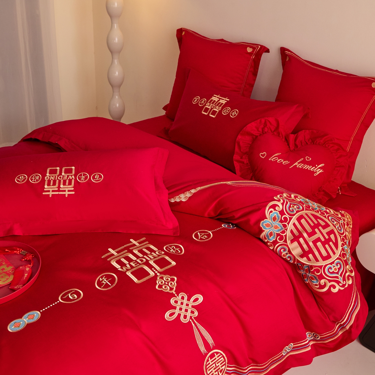 91家纺网 家纺一手货源 找家纺 东方合美（原：皇家传奇） 2025新款长绒棉纯棉婚庆刺绣小红书系列四件套 皇家喜事