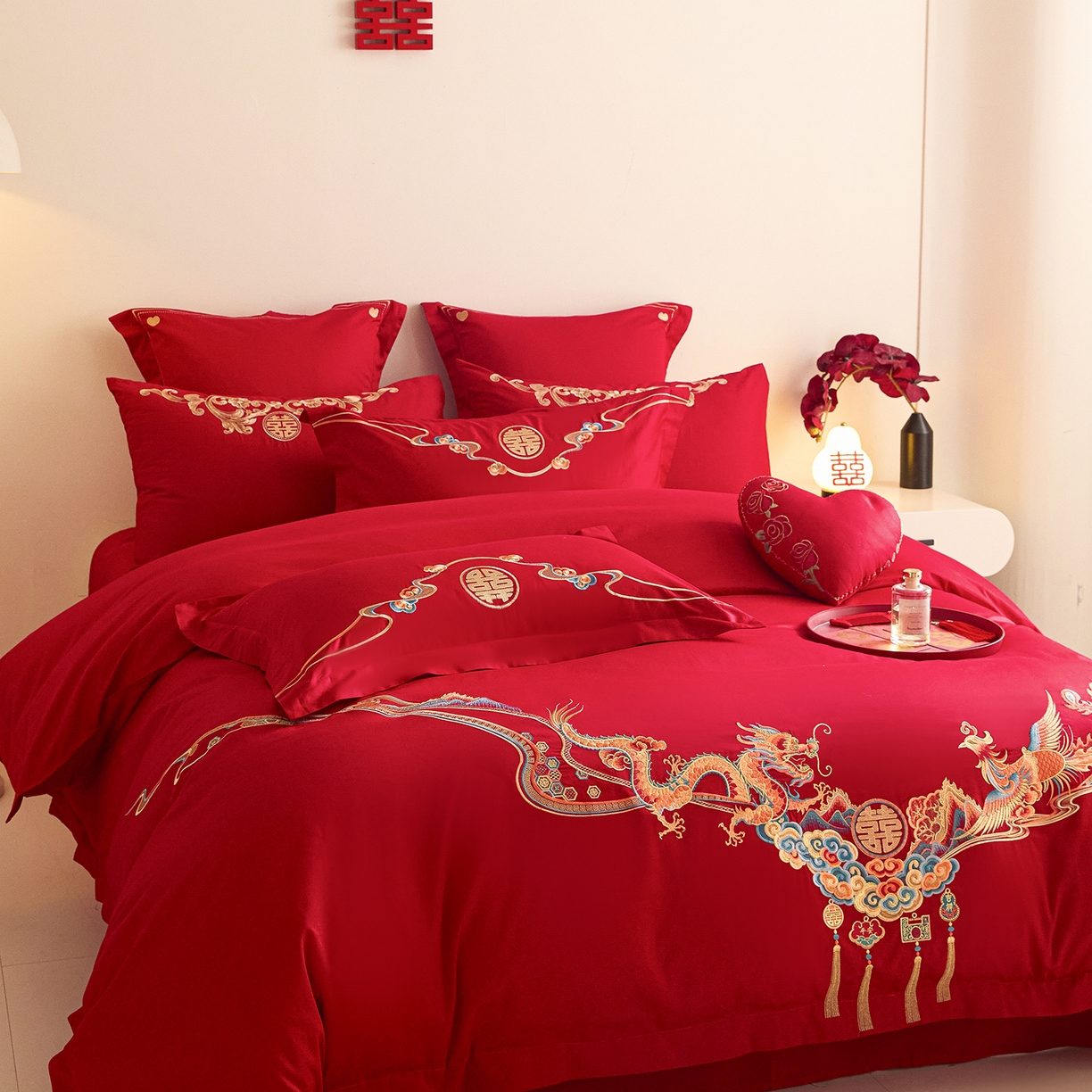 91家纺网 家纺一手货源 找家纺 东方合美（原：皇家传奇） 2025新款长绒棉纯棉婚庆刺绣小红书系列四件套 龙凤佳人